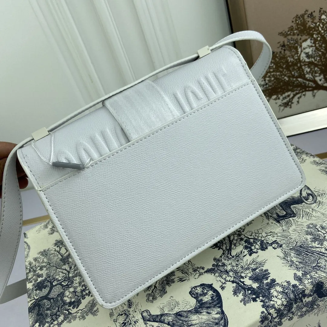 Designer Handbags DR 094