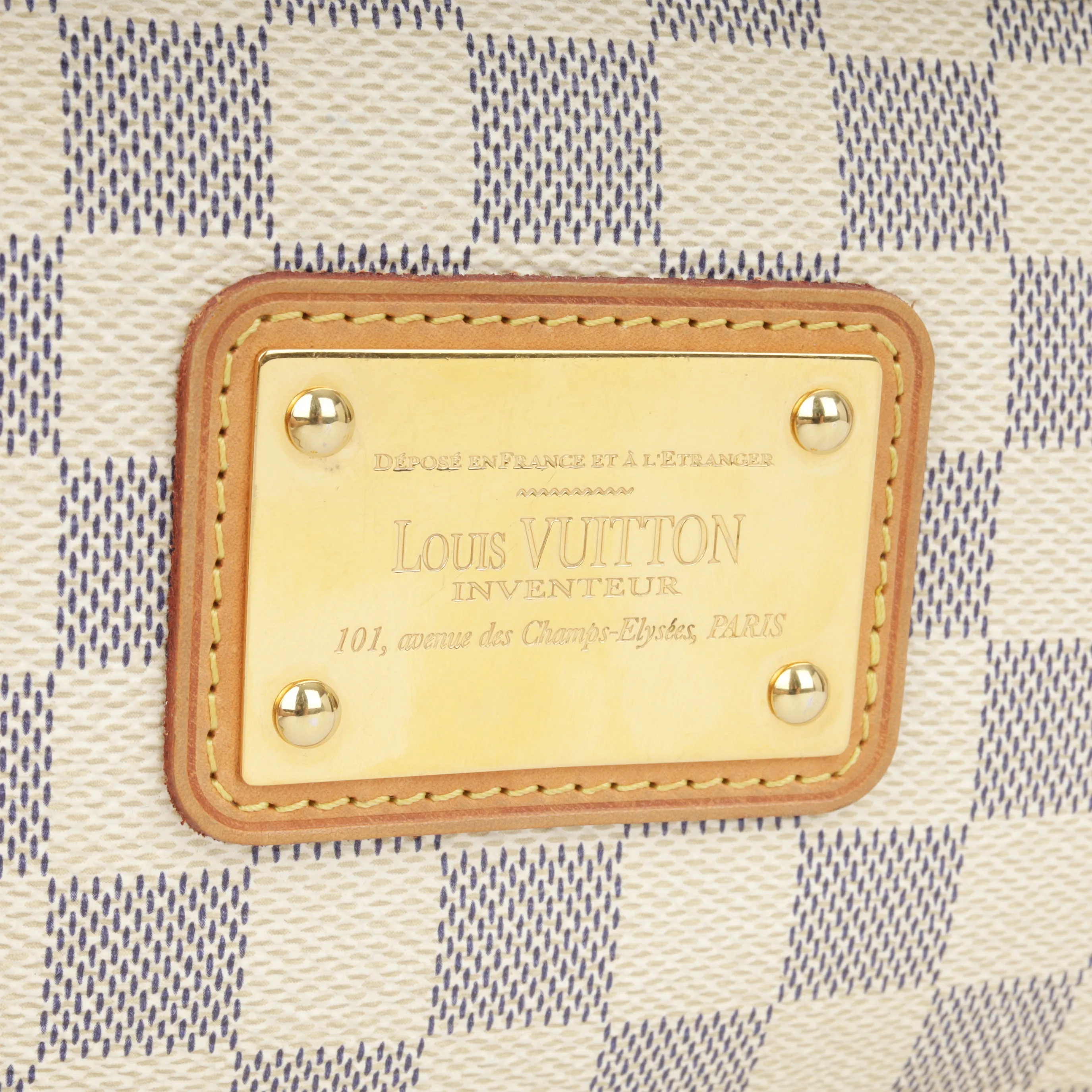 Eva Clutch