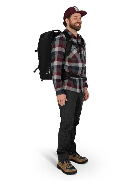 Farpoint® 36 Wheeled Travel Carry-on