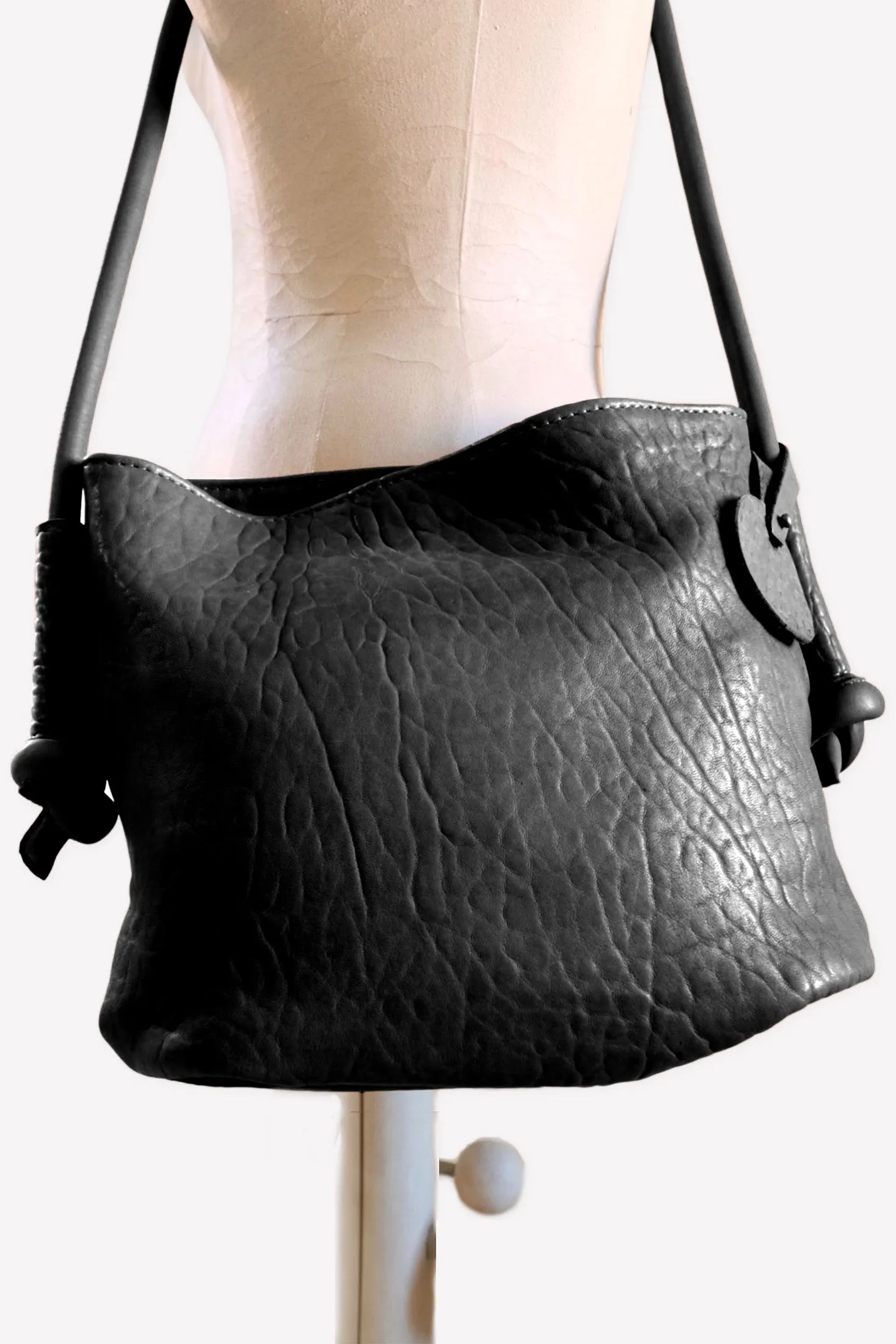 HAYAT SLOUCHY SHOULDER BAG