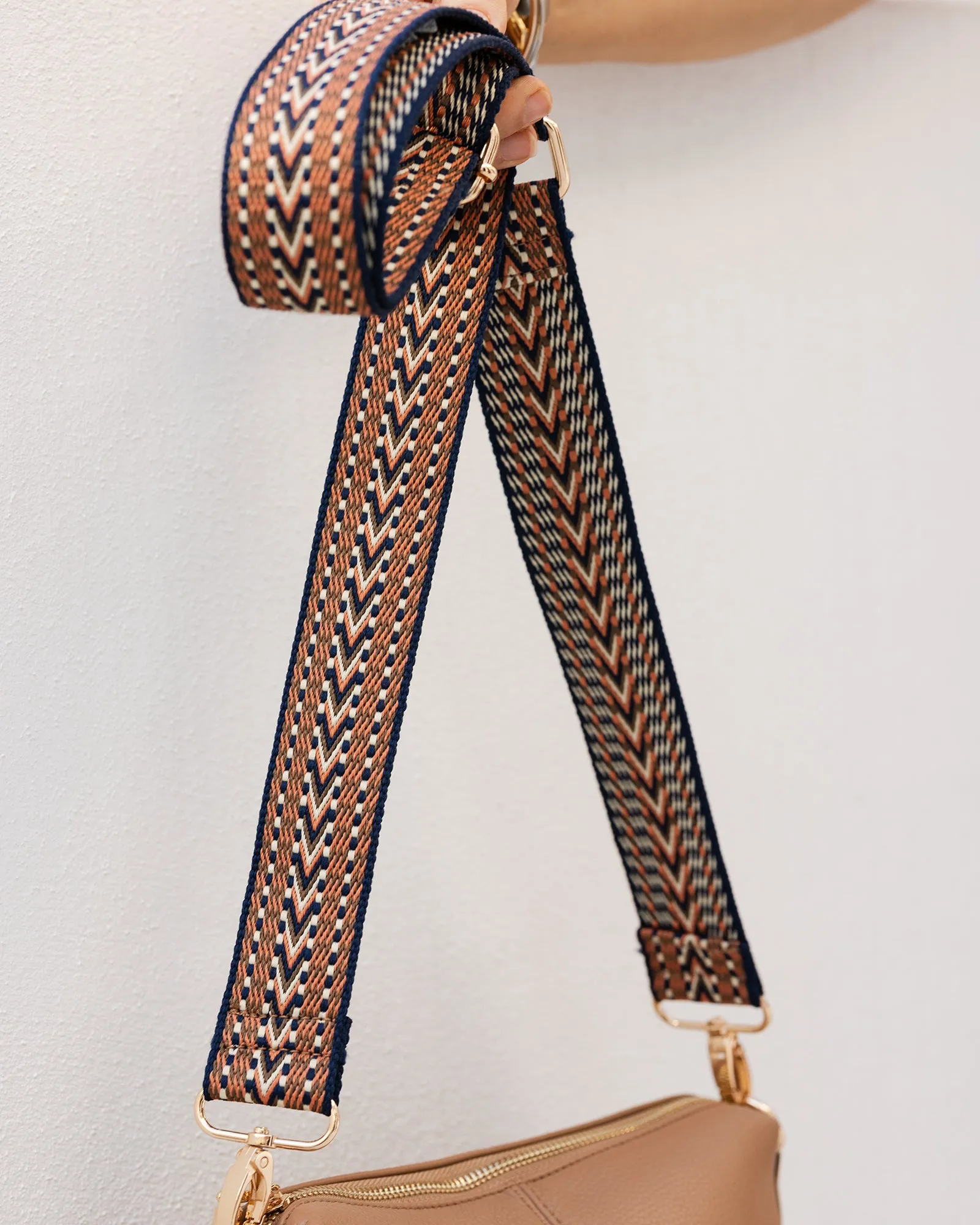 KASEY CROSSBODY BAG LATTE