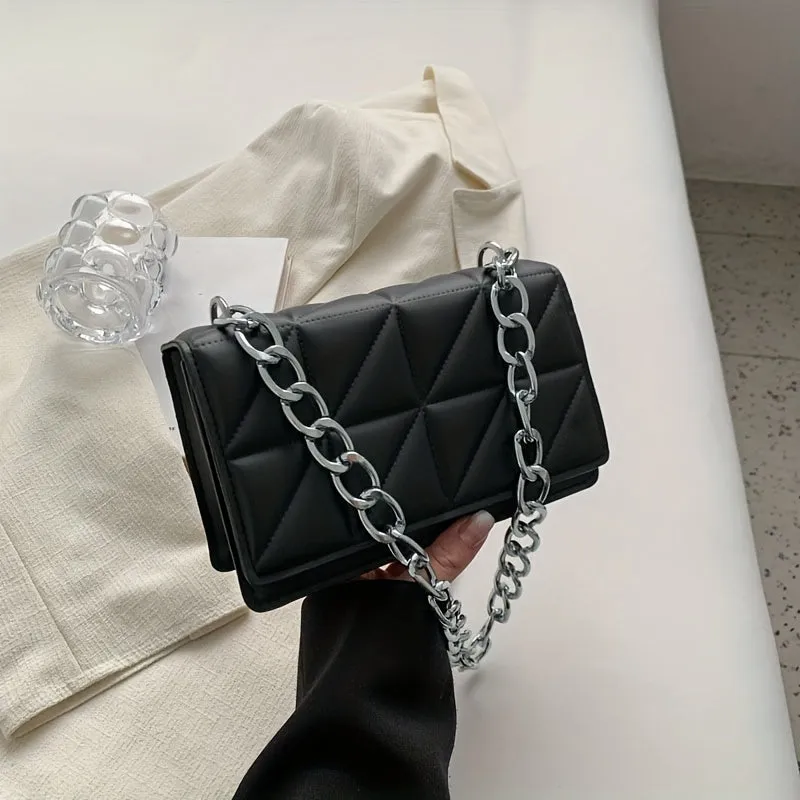 Triangle Pattern Metal Chain Underarm Bag Versatile Fashion Statement